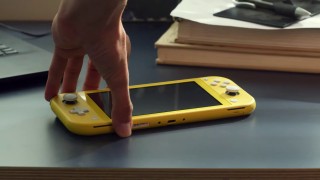 Cheaper Nintendo Switch Lite without docking capabilities to release in September
